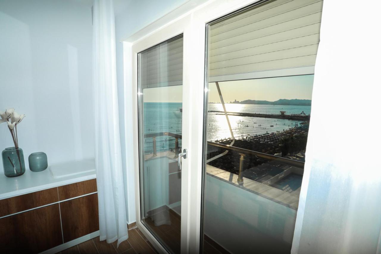 Beach Home - Дуррес Екстер'єр фото