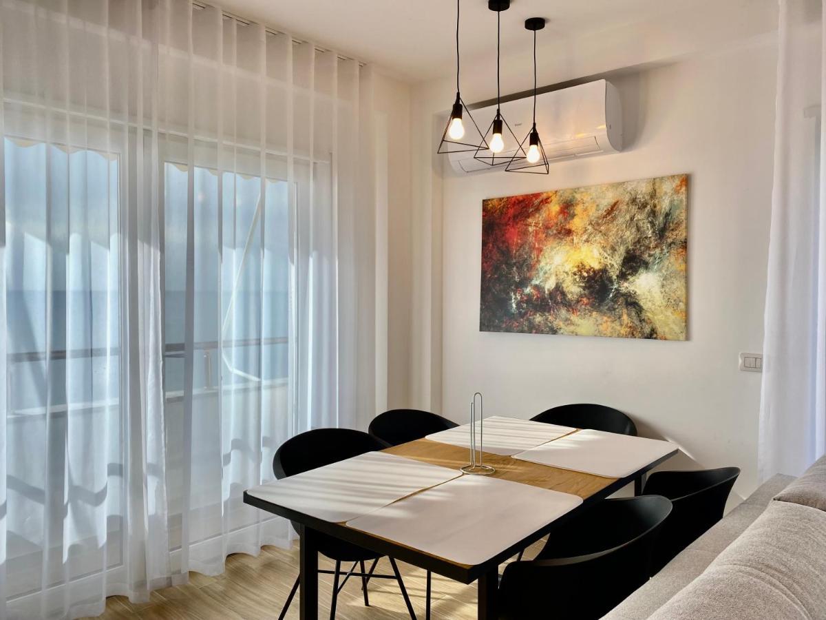 Beach Home - Дуррес Екстер'єр фото
