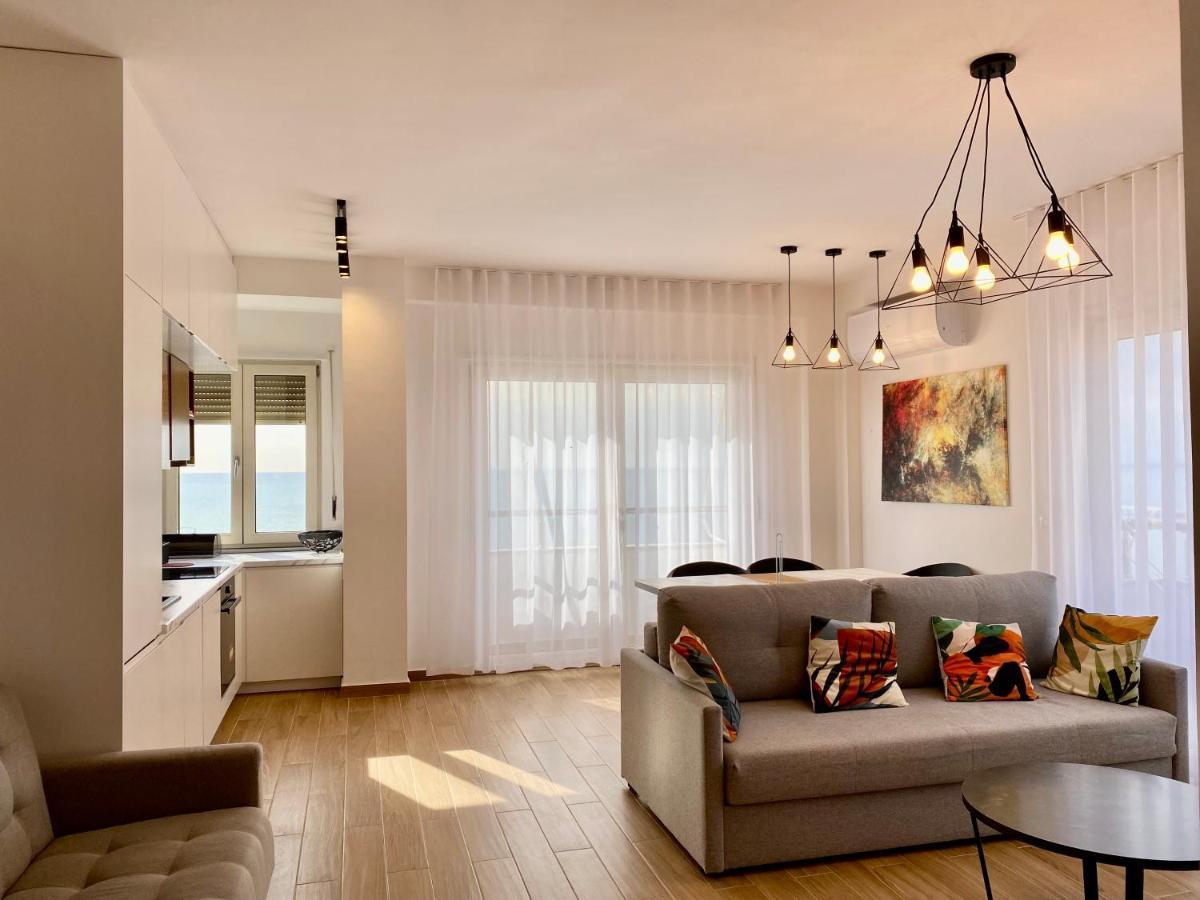 Beach Home - Дуррес Екстер'єр фото